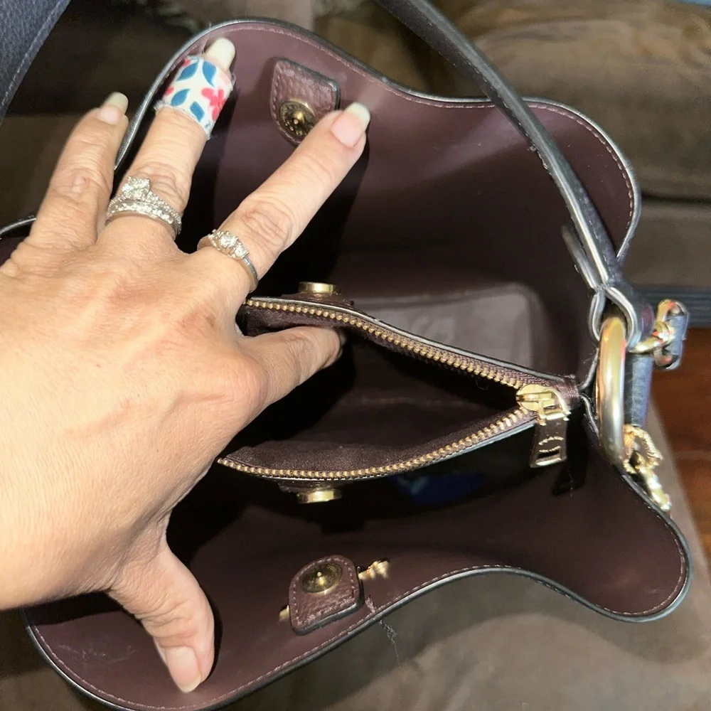 Coach Black Pebbled Leather Shoulder Bag - Picture 3 of 3